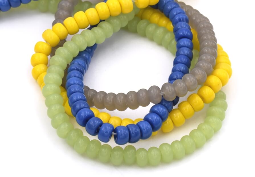 Round glass beads 6mm, hole 1mm (1 wire)